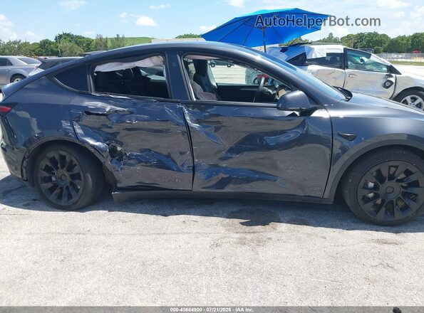 7SAYGDEE2RA255659 2024 TESLA MODEL Y Gray წინა ხედი