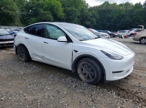 7SAYGDEE2RA328562 2024 TESLA MODEL White Front right