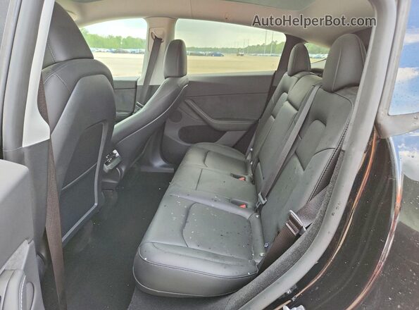 7SAYGDEE2SA367870 2025 TESLA MODEL Black უკანა სავარძლების ხედი