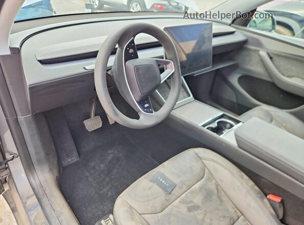 7SAYGDEE2TA458509 2026 TESLA MODEL Silver Dashboard view