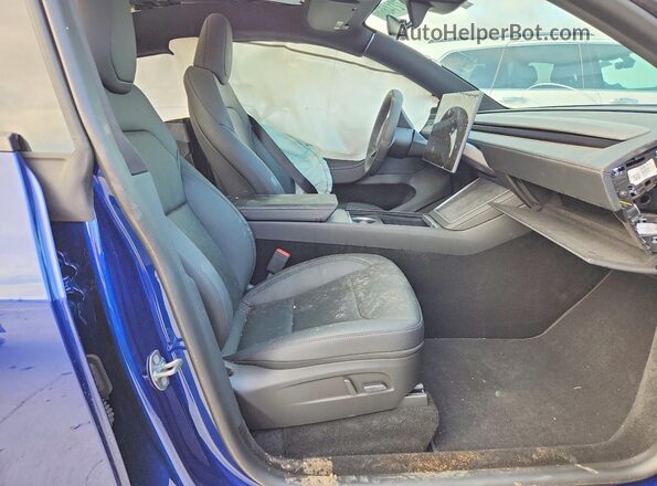 7SAYGDEE2TA634698 2026 TESLA MODEL Синий Вид салона спереди