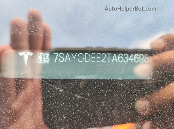 7SAYGDEE2TA634698 2026 TESLA MODEL Синий Вид наклейки с VIN-кодом