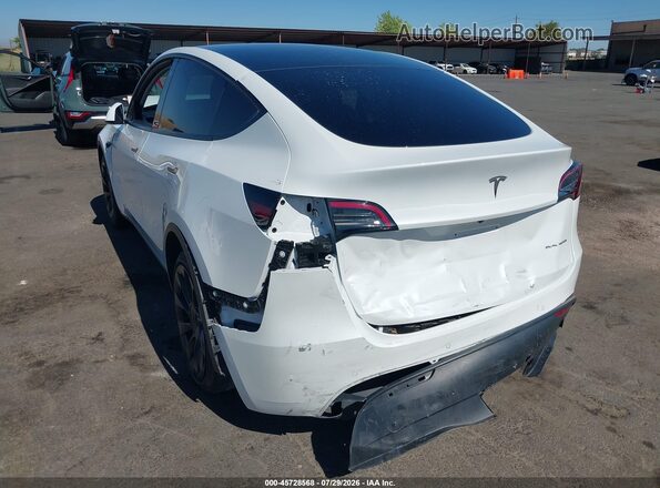 7SAYGDEE3NF373166 2022 TESLA MODEL Y White Rear left