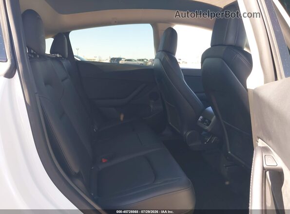 7SAYGDEE3NF373166 2022 TESLA MODEL Y White VIN sticker view