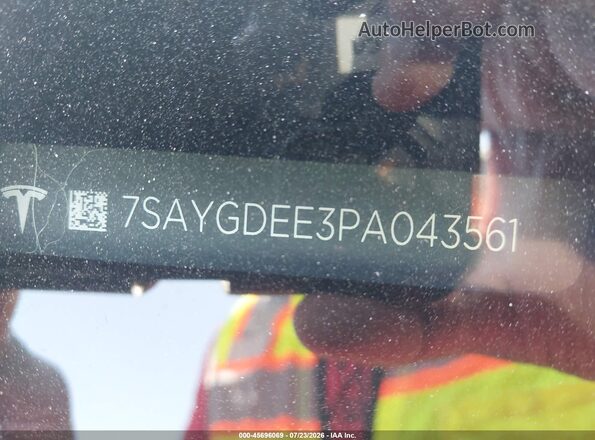 7SAYGDEE3PA043561 2023 TESLA MODEL Y Red Вид підкапотного простору