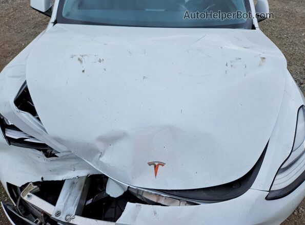 7SAYGDEE3PA129047 2023 TESLA MODEL White Սալոնի հետևի տեսք