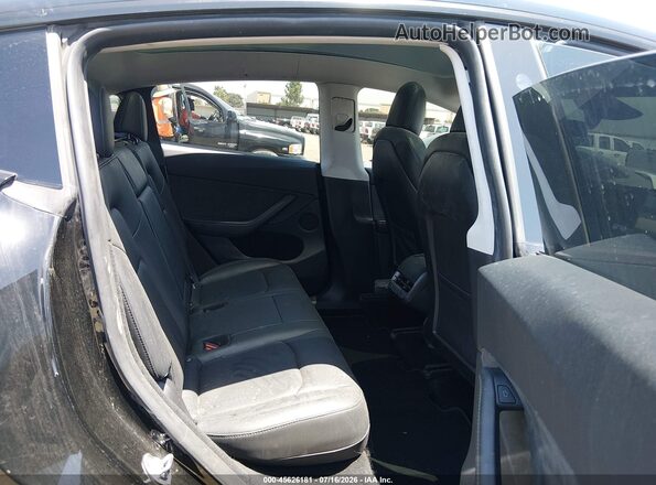 7SAYGDEE3PA152568 2023 TESLA MODEL Y Black Vista de la etiqueta del VIN