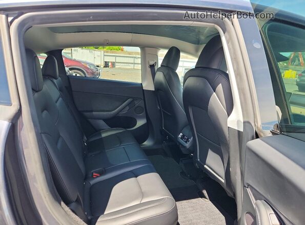 7SAYGDEE3PF838905 2023 TESLA MODEL Gray Вид задніх сидінь