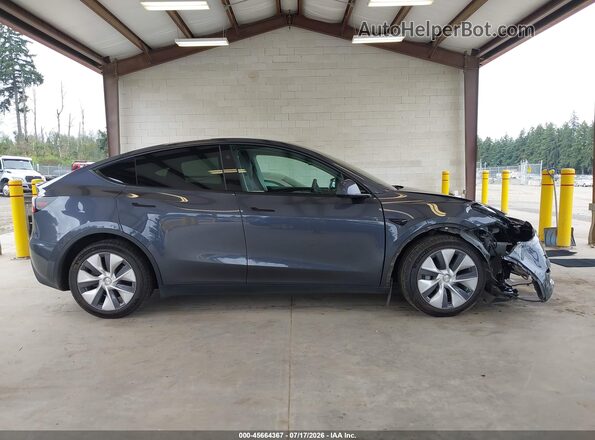 7SAYGDEE3PF921590 2023 TESLA MODEL Y Gray Widok zestawu wskaźników