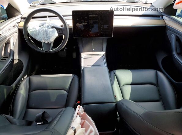 7SAYGDEE3RA263446 2024 TESLA MODEL Gray Առջևի վահանակի տեսք