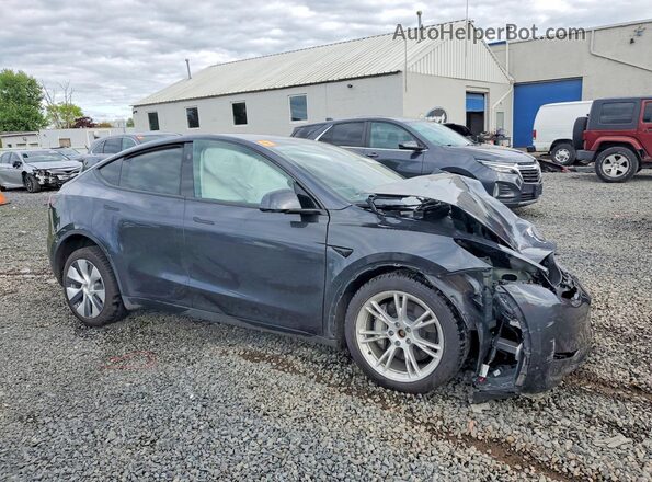 7SAYGDEE3RA278724 2024 TESLA MODEL Gray Առջևի աջ