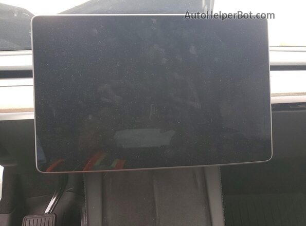 7SAYGDEE3RA278724 2024 TESLA MODEL Gray Սարքավորումների վահանակի տեսք