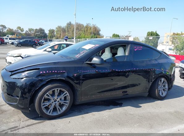 7SAYGDEE3RF004443 2024 TESLA MODEL Y Black 