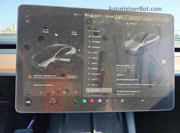 7SAYGDEE3SA344906 2025 TESLA MODEL Silver Widok zestawu wskaźników
