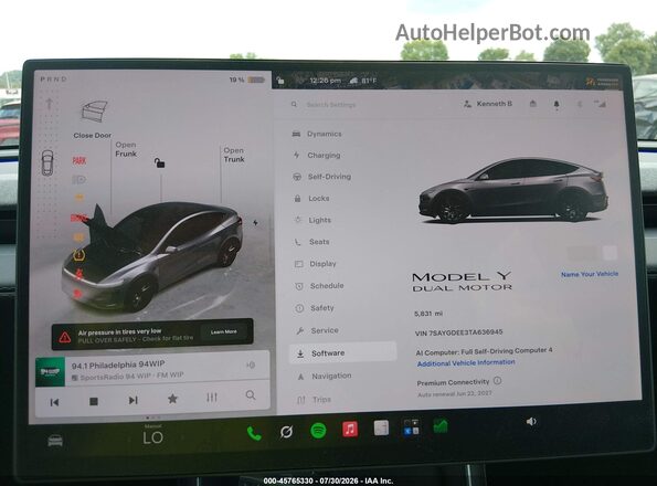 7SAYGDEE3TA636945 2026 TESLA MODEL Y Gray უკანა სავარძლების ხედი