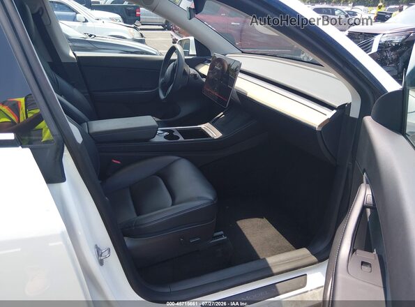 7SAYGDEE4NF374746 2022 TESLA MODEL Y White Սալոնի դիմացի տեսք