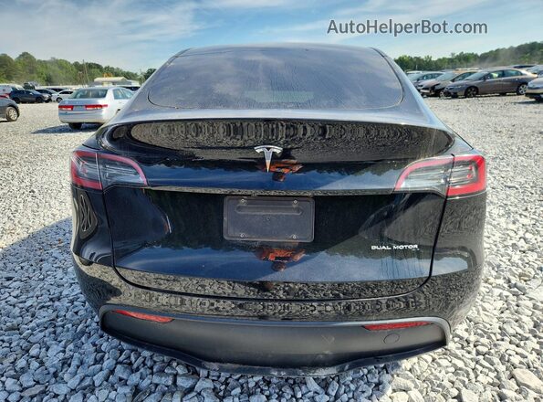 7SAYGDEE4NF424819 2022 TESLA MODEL Черный Вид сзади