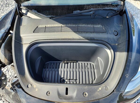 7SAYGDEE4NF424819 2022 TESLA MODEL Черный Вид задней части салона