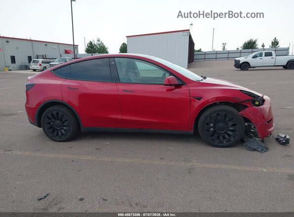 7SAYGDEE4NF519767 2022 TESLA MODEL Y Red Vista del cuadro de instrumentos