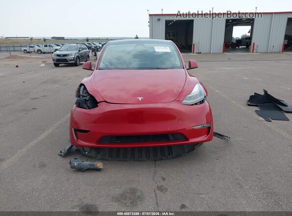 7SAYGDEE4NF519767 2022 TESLA MODEL Y Red Vista del salpicadero