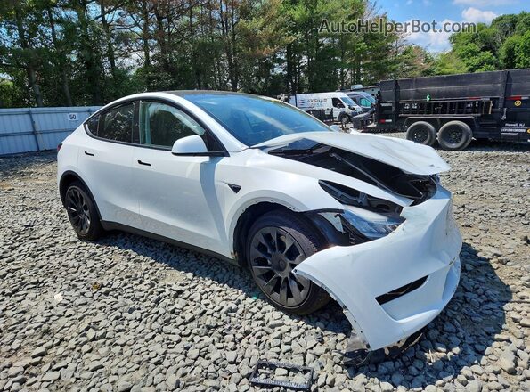 7SAYGDEE4PA075385 2023 TESLA MODEL Белый Передняя правая четверть