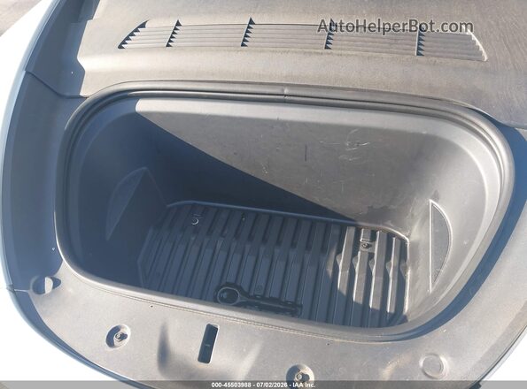7SAYGDEE4PA113178 2023 TESLA MODEL Y White Widok z tyłu