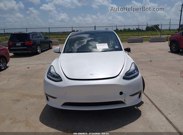 7SAYGDEE4PA119532 2023 TESLA MODEL Y White Vista del salpicadero
