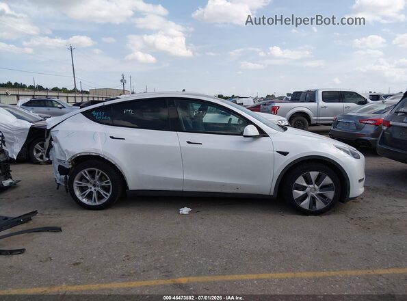 7SAYGDEE4PA126562 2023 TESLA MODEL Y White უკანა სალონის ხედი