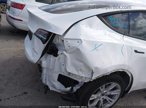 7SAYGDEE4PA126562 2023 TESLA MODEL Y White 