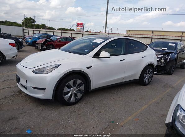 7SAYGDEE4PA126562 2023 TESLA MODEL Y White სალონის 360-გრადუსიანი ხედი