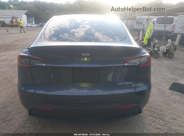 7SAYGDEE4PA205763 2023 TESLA MODEL Y Gray 