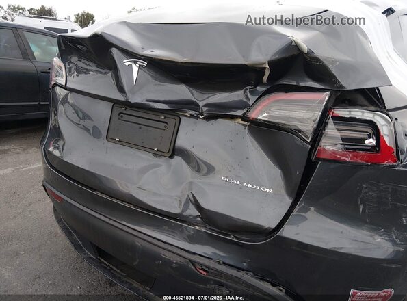 7SAYGDEE4PF898403 2023 TESLA MODEL Y Gray Vista frontal
