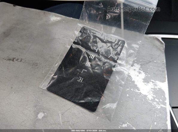 7SAYGDEE4PF898403 2023 TESLA MODEL Y Gray Vista del salpicadero