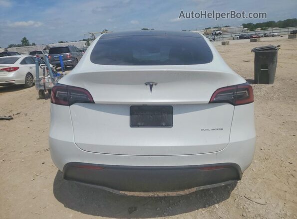 7SAYGDEE4RA216278 2024 TESLA MODEL White უკანა ხედი