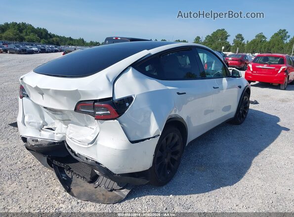 7SAYGDEE4RA317594 2024 TESLA MODEL Y White Задня права чверть