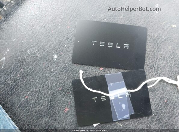 7SAYGDEE4RA317594 2024 TESLA MODEL Y White Вид ззаду