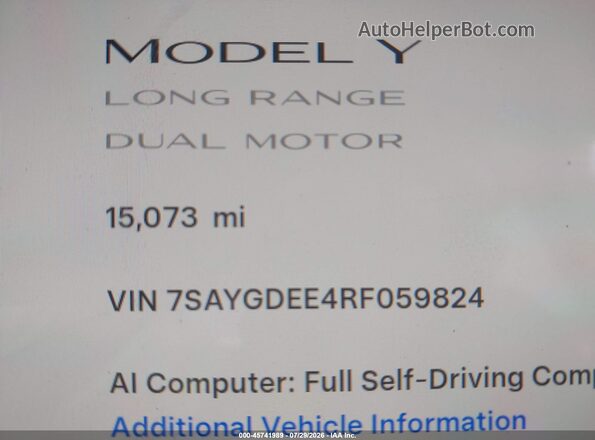 7SAYGDEE4RF059824 2024 TESLA MODEL Y White Vista de los asientos traseros