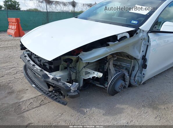 7SAYGDEE4TA393209 2026 TESLA MODEL Y Белый Вид спереди
