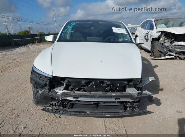 7SAYGDEE4TA393209 2026 TESLA MODEL Y Белый Вид задней части салона