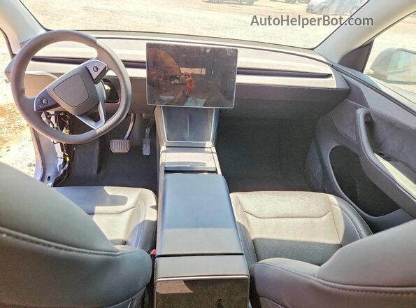 7SAYGDEE4TF377496 2026 TESLA MODEL Gray Widok deski rozdzielczej