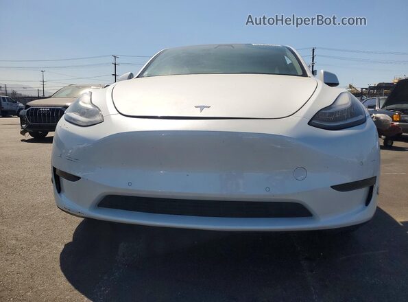 7SAYGDEE5NF386307 2022 TESLA MODEL Белый Вид спереди