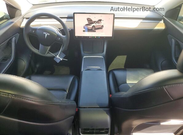 7SAYGDEE5NF386307 2022 TESLA MODEL Белый Вид панели приборов