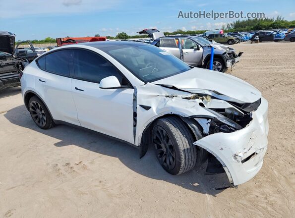 7SAYGDEE5PA092096 2023 TESLA MODEL White Delantero derecho