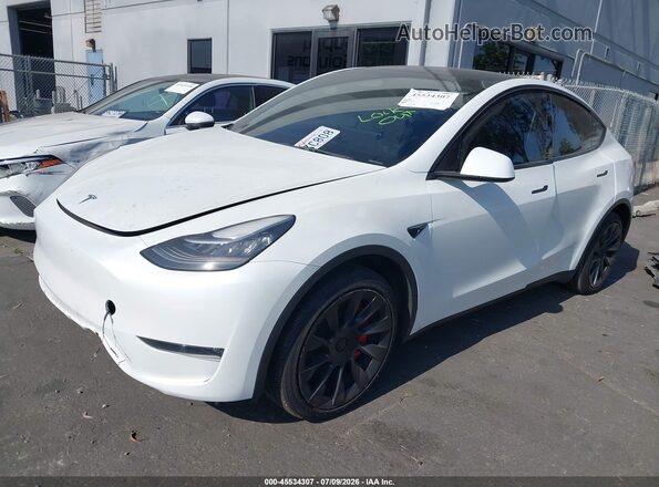 7SAYGDEE5PA093944 2023 TESLA MODEL Y White Vista tres cuartos delantera izquierda