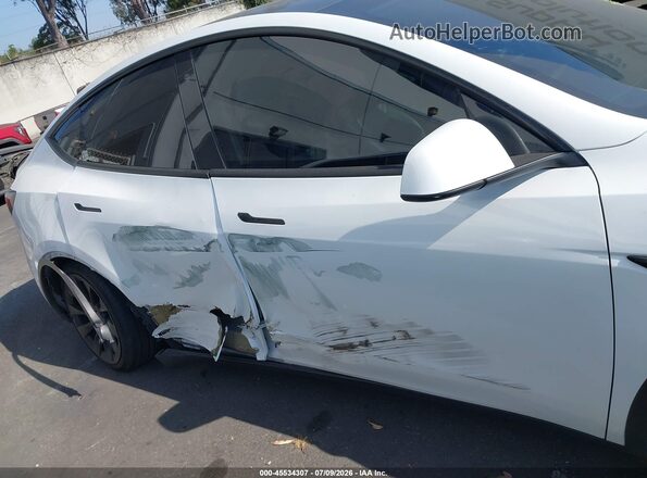 7SAYGDEE5PA093944 2023 TESLA MODEL Y White Vista interior de 360 grados