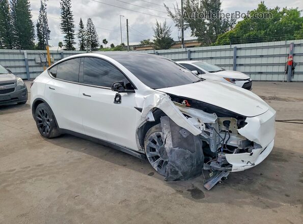7SAYGDEE5PF763608 2023 TESLA MODEL White Передня права чверть