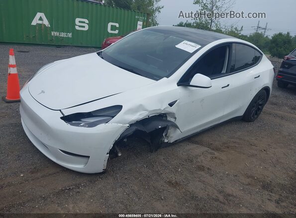 7SAYGDEE5PF850618 2023 TESLA MODEL Y White Передня ліва чверть