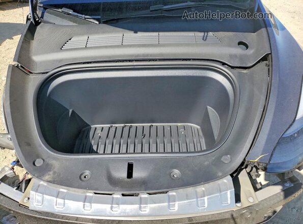 7SAYGDEE5PF909649 2023 TESLA MODEL Charcoal Vista del compartimento del motor