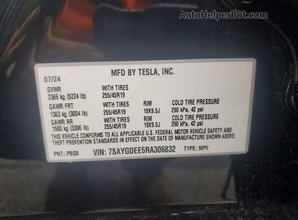 7SAYGDEE5RA306832 2024 TESLA MODEL Black Vista del compartimento del motor
