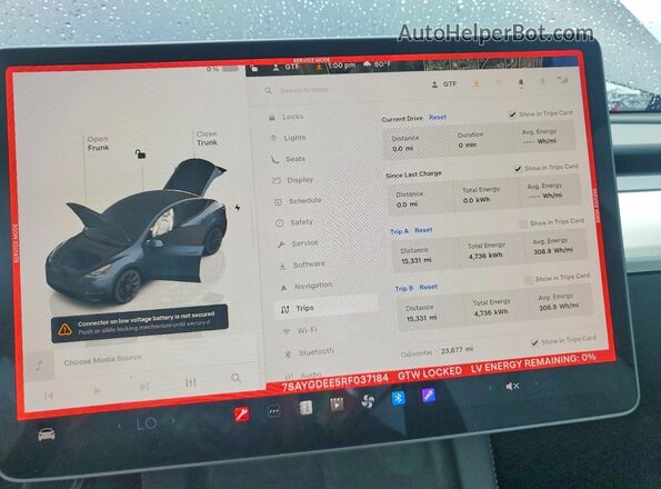 7SAYGDEE5RF037184 2024 TESLA MODEL Gray ხელსაწყოთა პანელის ხედი